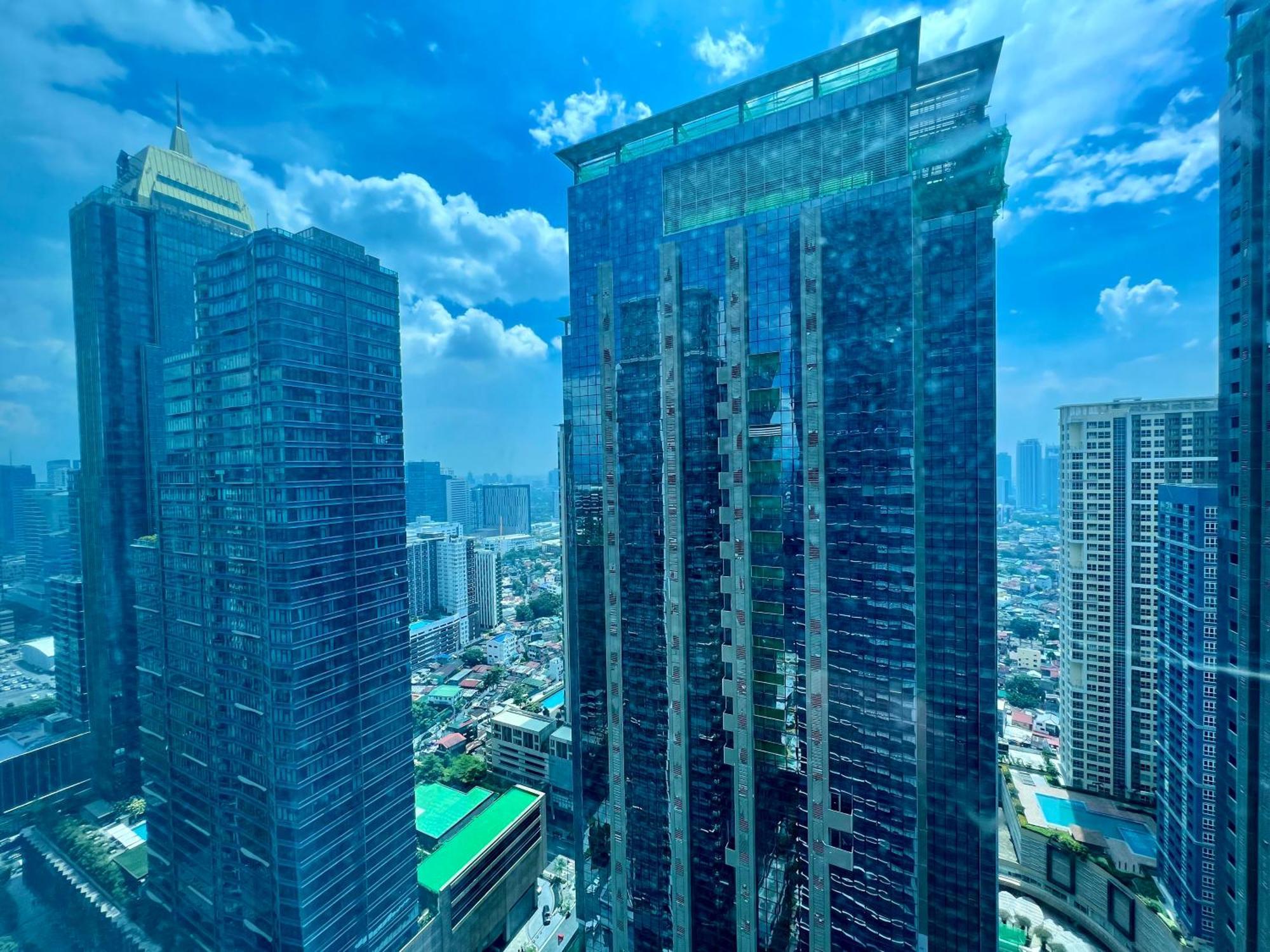 Daniella'S Modern & Cozy Suite In Uptown Bgc Manila Exterior photo