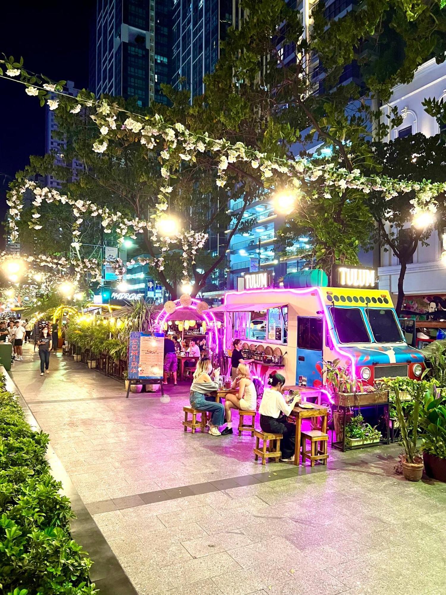 Daniella'S Modern & Cozy Suite In Uptown Bgc Manila Exterior photo